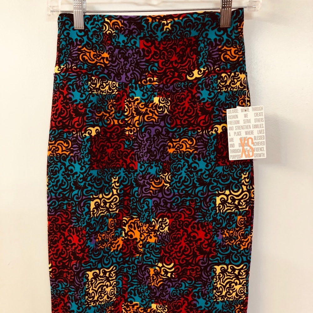 Lula Roe Skirts - Picture 2 of 7